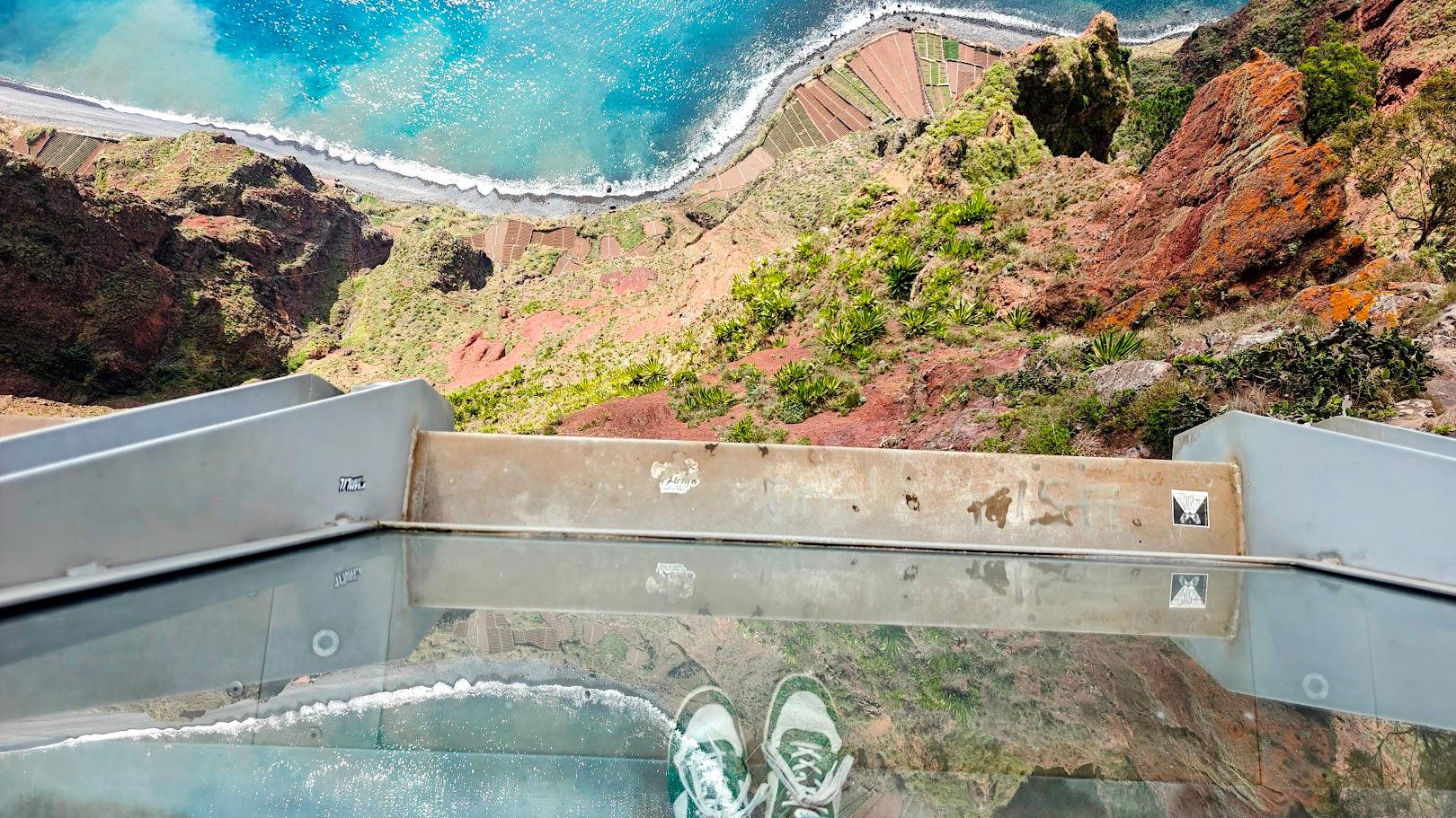 Cabo Girao & Camara de Lobos Tour - Tuk Tuk Tour Madeira