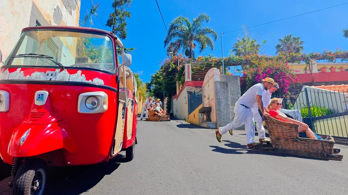 Monte Toboggan by Tuk Tuk: A Perfect Adventure in Madeira